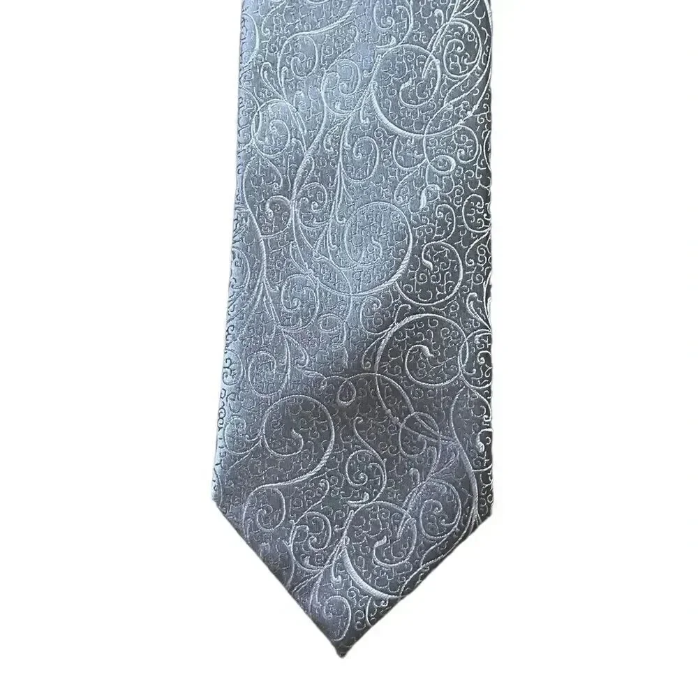 Sean John Light Grey Scroll Pattern 100% Silk Handmade Neck Tie Size Regular